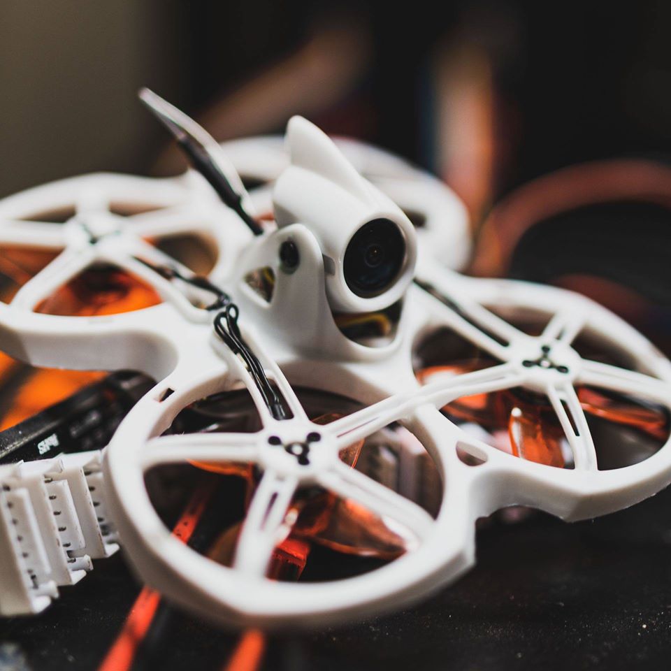 Emax Tinyhawk II 2 RTF FPV Rac - Drone Power Bank 评论和价格